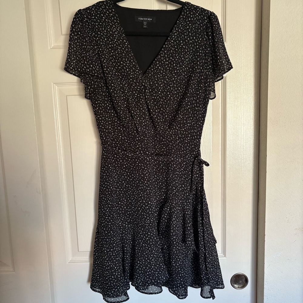 forever new | black dainty floral print a-line wrap dress with sleeves